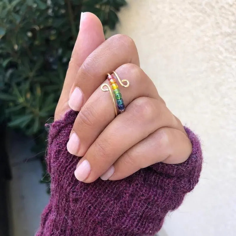 Anillo Bohemio Rotativo de Cuentas Arcoíris para Mujer